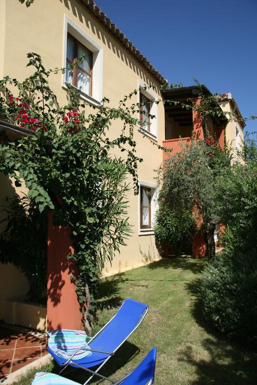 Borgo Degli Ulivi Aparthotel Arbatax Exterior photo
